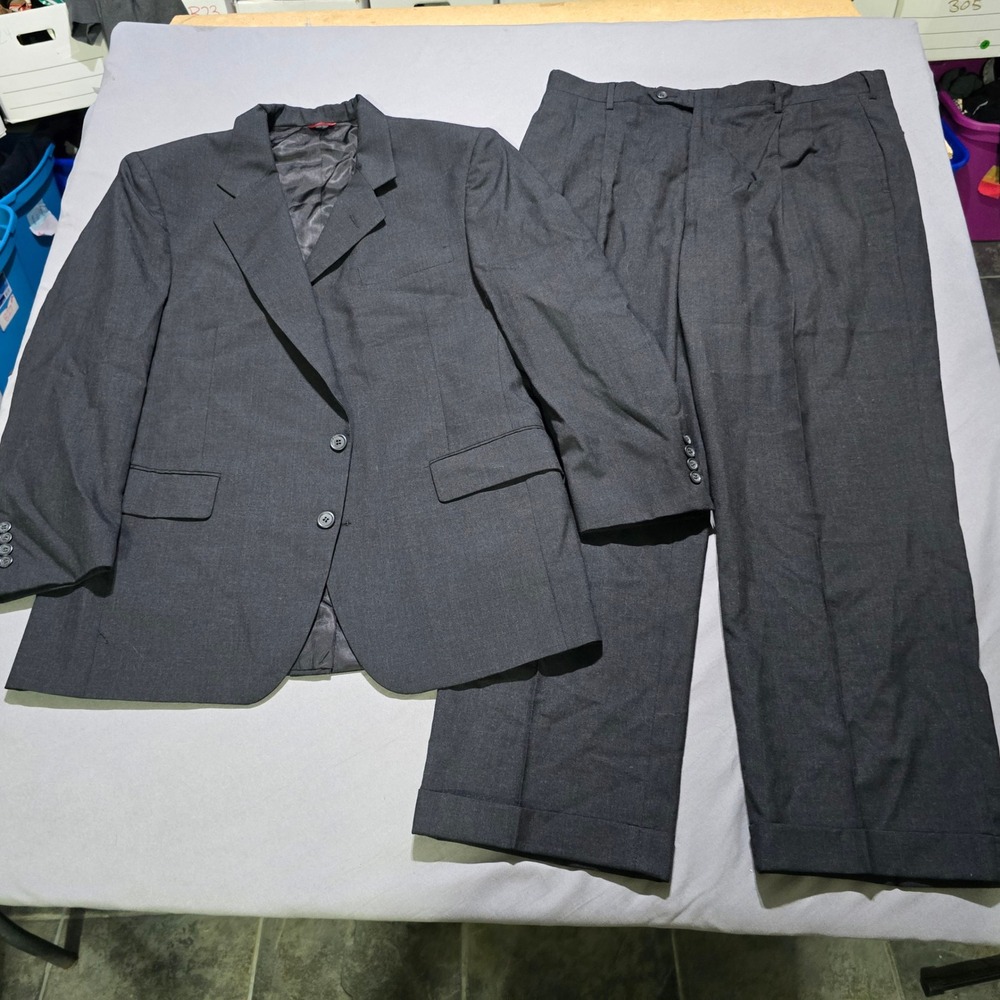 Jos A Bank Suit set Mens jacket 40R pants 36x29 Grey Wool Made in USA 2 peice